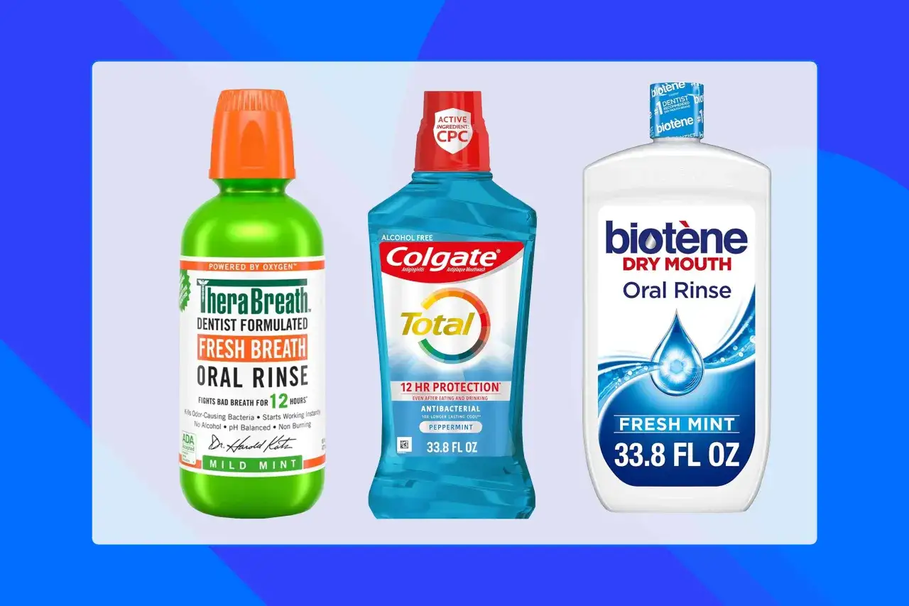 Tres enjuagues bucales: TheraBreath, Colgate Total y Biotene Dry Mouth. Ayudan a combatir la infección y el mal aliento.